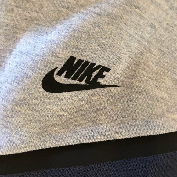 BRAND NEW NIKE TECH ZIP-UP jacket!! (Blue & white) - Picture 2 of 3